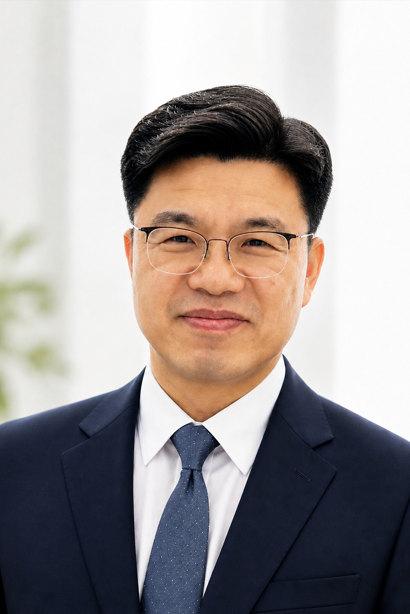 서문교회 위임목사 프로필 사진